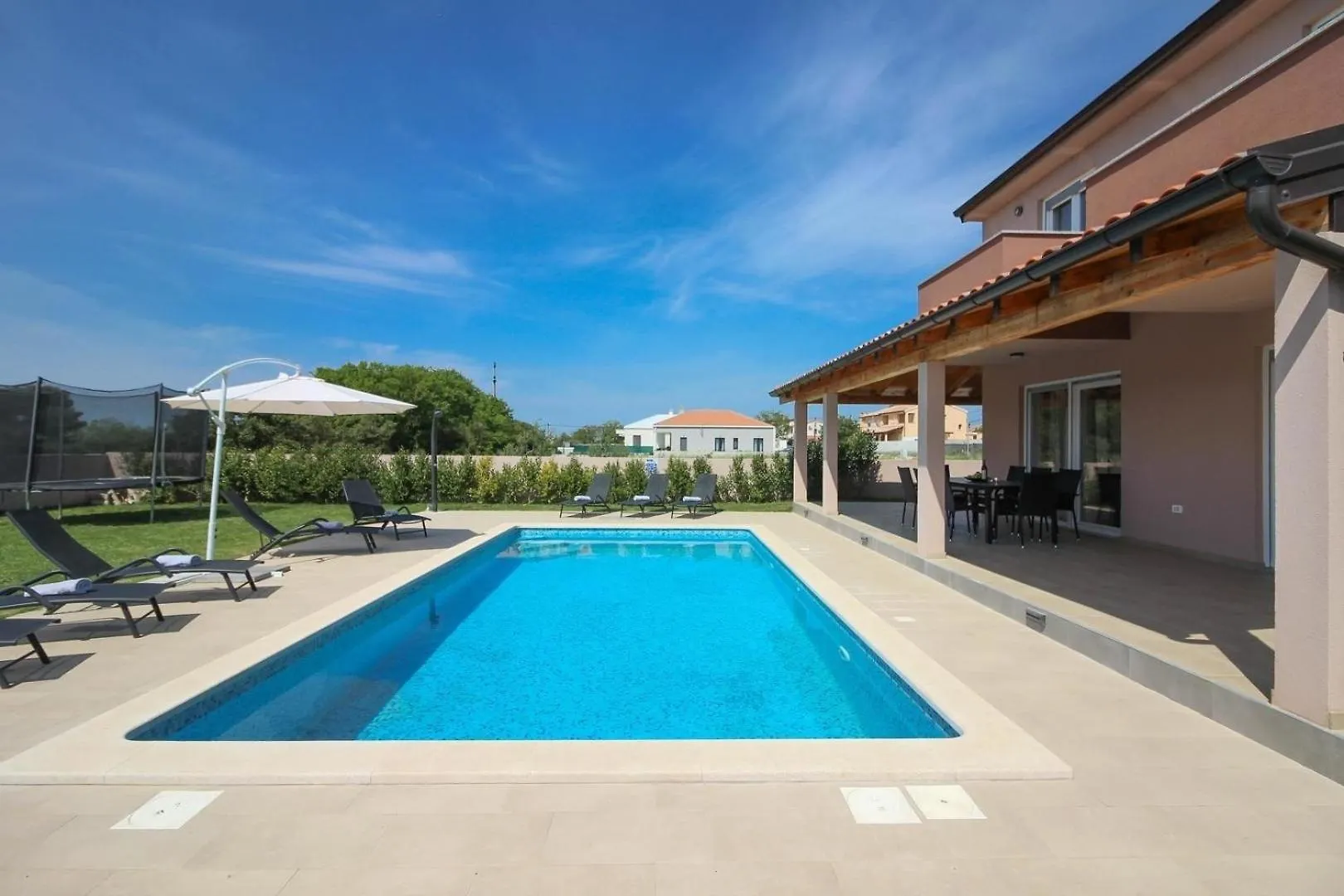 Ferienhaus Mit Privatpool Fuer 8 Personen Ca 178 Qm In Pula, Istrien Istrische Riviera Croatia
