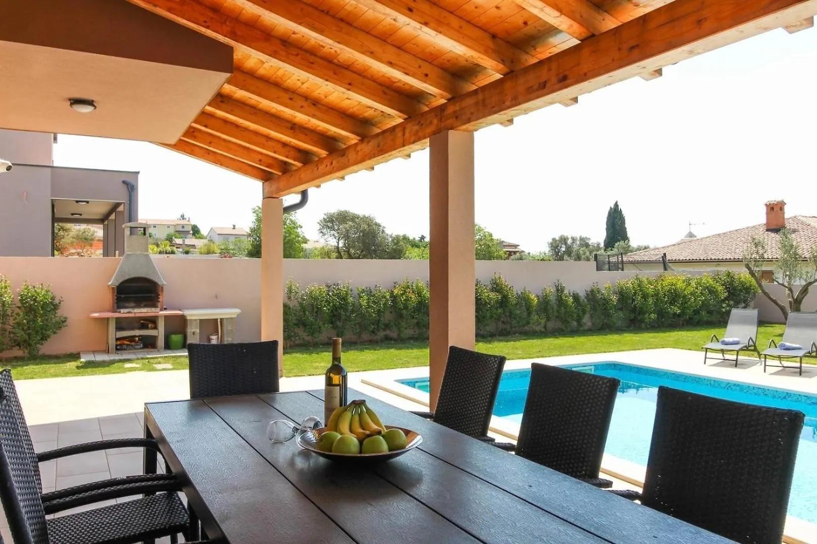 Ferienhaus Mit Privatpool Fuer 8 Personen Ca 178 Qm In Pula, Istrien Istrische Riviera 0*, Pula