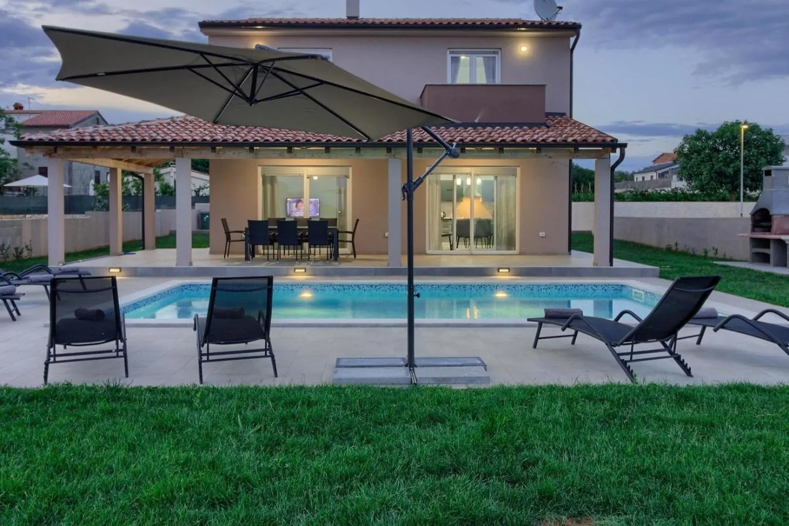 Ferienhaus Mit Privatpool Fuer 8 Personen Ca 178 Qm In Pula, Istrien Istrische Riviera Hébergement de vacances Pula